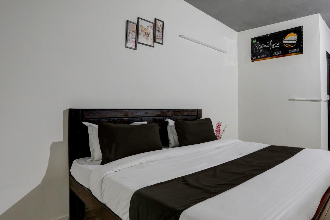 Hotel O The Royal Villa New Delhi Bagian luar foto